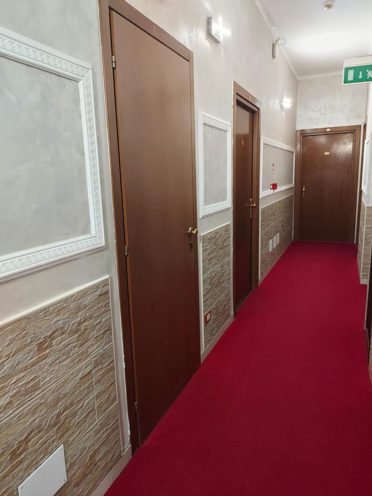 Hotel Antico Distretto Turin Bagian luar foto