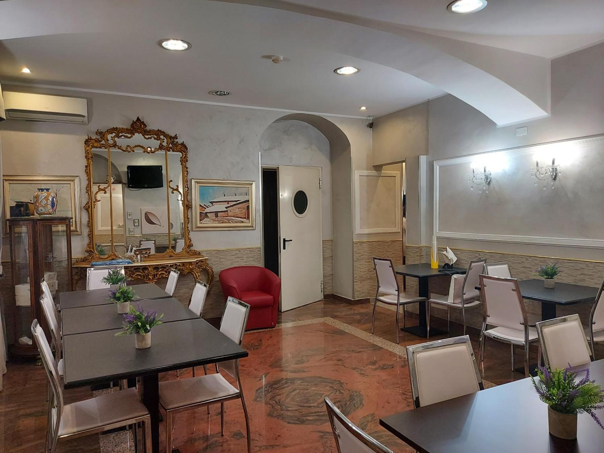 Hotel Antico Distretto Turin Bagian luar foto
