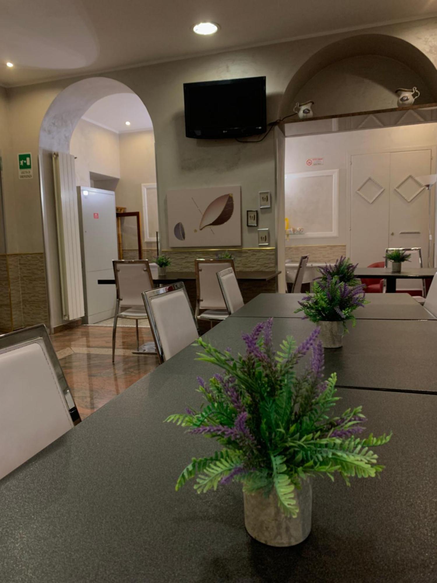 Hotel Antico Distretto Turin Bagian luar foto