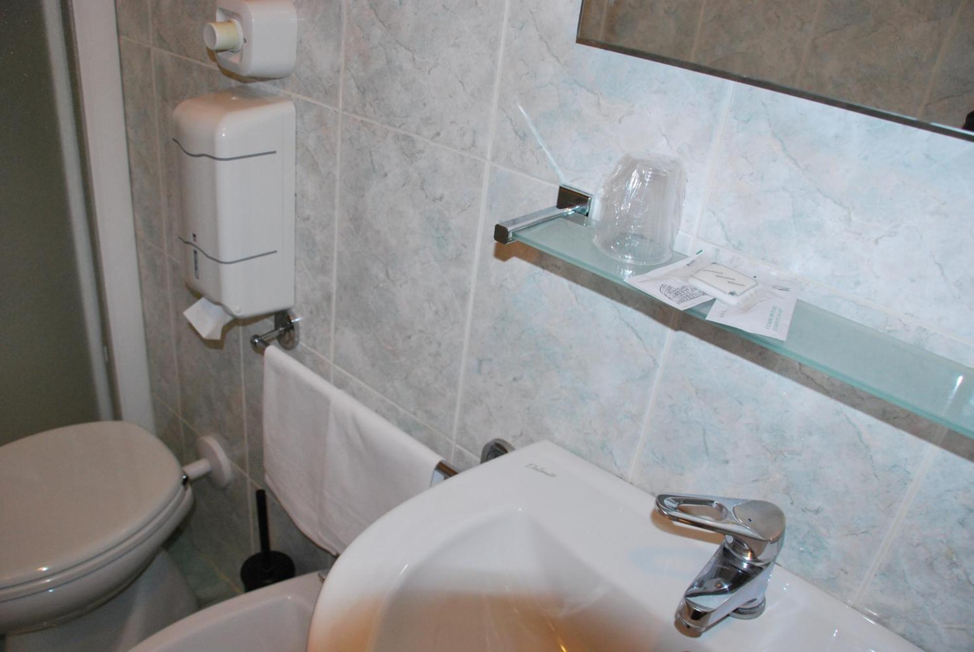 Hotel Antico Distretto Turin Ruang foto