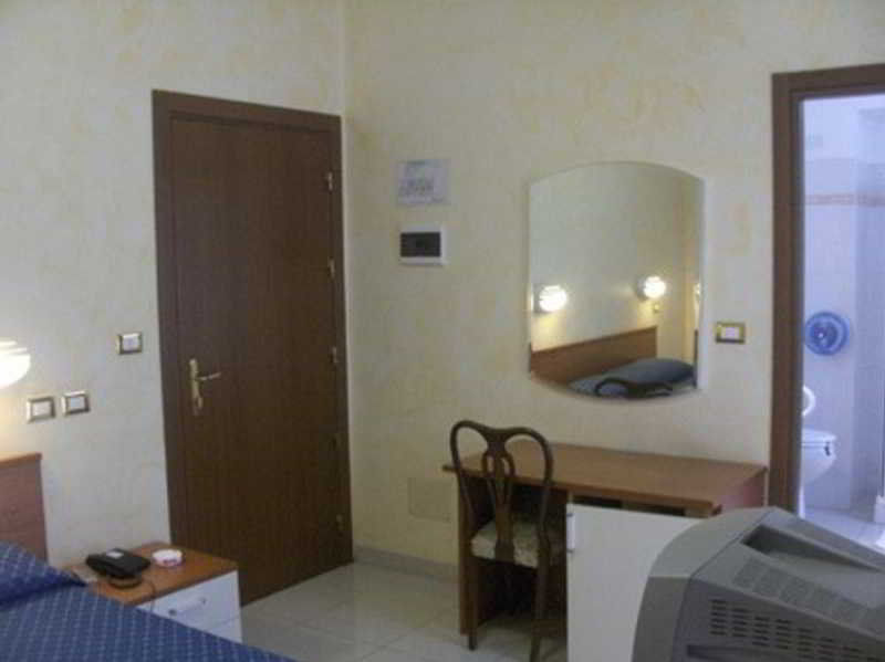 Hotel Antico Distretto Turin Bagian luar foto